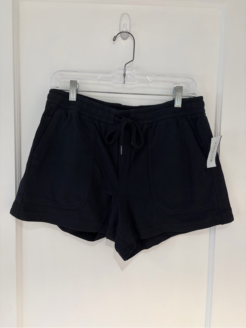 NWT Women’s Medium Black Athleta Shorts